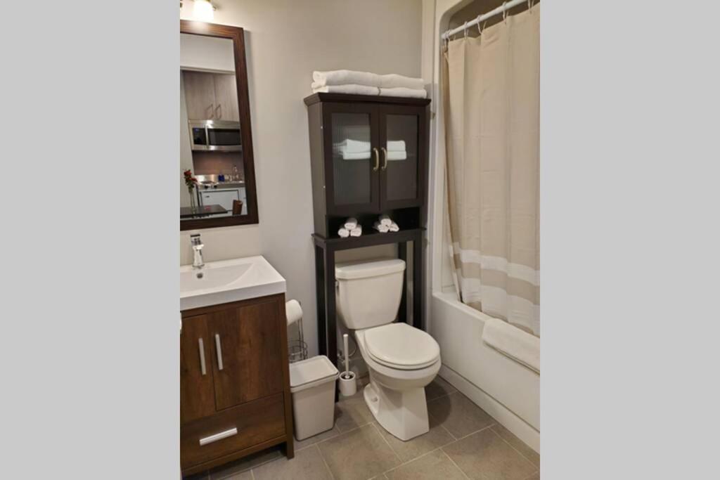 Cozy Sweet Studio #4, Only 10 Min To D.T. Ottawa Gatineau Bagian luar foto